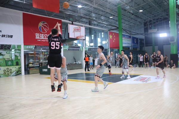 2025年7月,公司举办第二届”我运动、我健康、我快乐“智信杯篮球赛.JPG